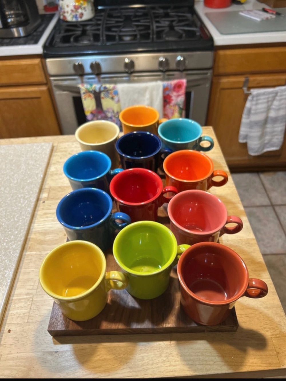 Fiesta vintage Colorful Ceramic Coffee Mug Set - Multicolor 12 exc cond.